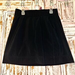 Columbia Classic Black Mini Skirt